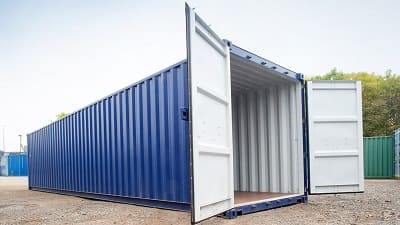 Перевозка 40 футовых контейнеров в Хабаровске: особенности и стоимость услуг
